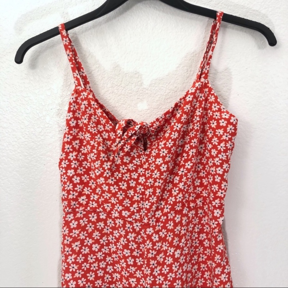 Old Navy cami jumper 🌹